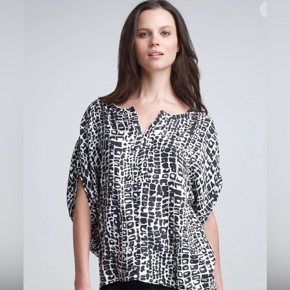 RACHEL ZOE "SELMA" Black & White Leopard print Silk Blouse Size Small NWOT